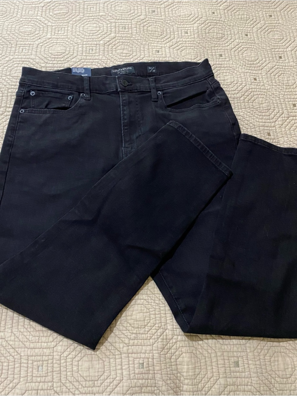 Lucky Brand Men's 412 Athletic Slim
Black Jeans Size 34x30